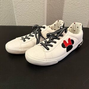 Minnie Mouse Women's Low-Top Court Lace Up Sneakers Size 11 EUC